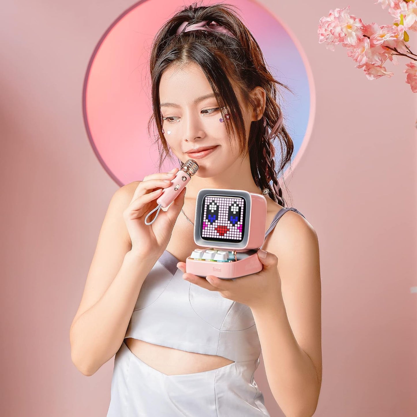 Divoom Ditoo-Mic Mini Karaoke Machine Pixel Art Bluetooth Speaker