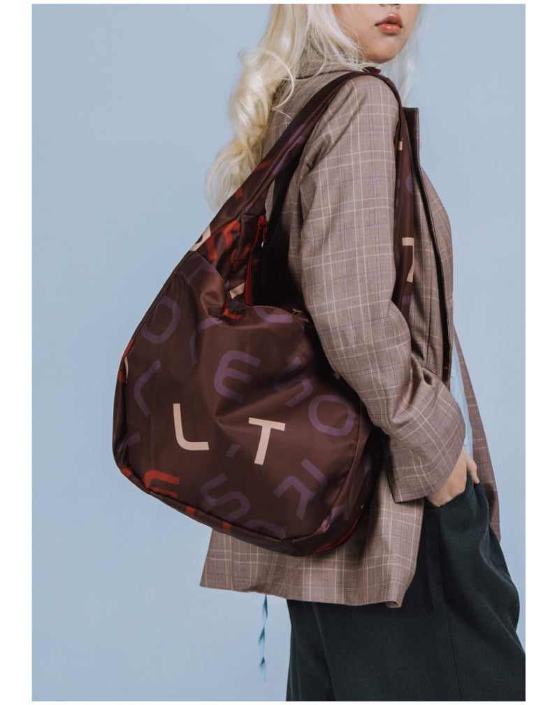 Letter Shoulder Bag (L)